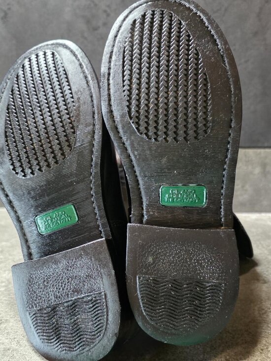 EUC DINGO (9EW) 19040 Black 10\